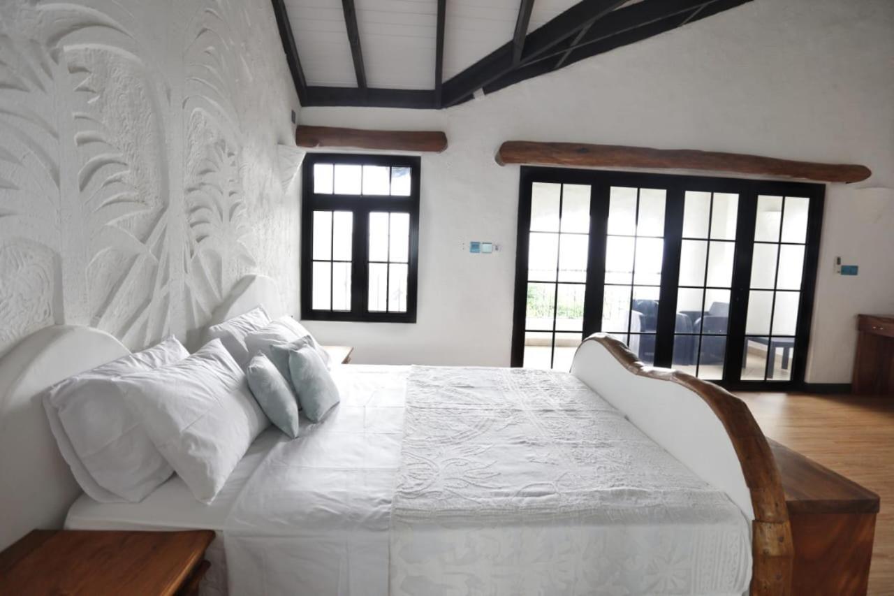 The Salty Palms Apartman Beau Vallon