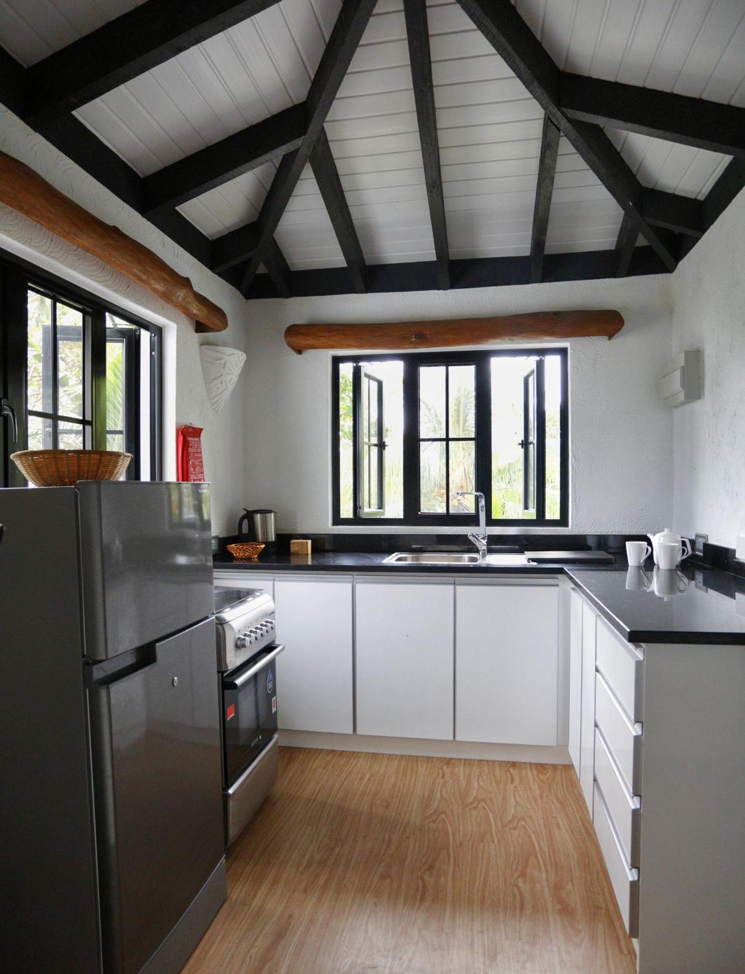 The Salty Palms Apartman Beau Vallon