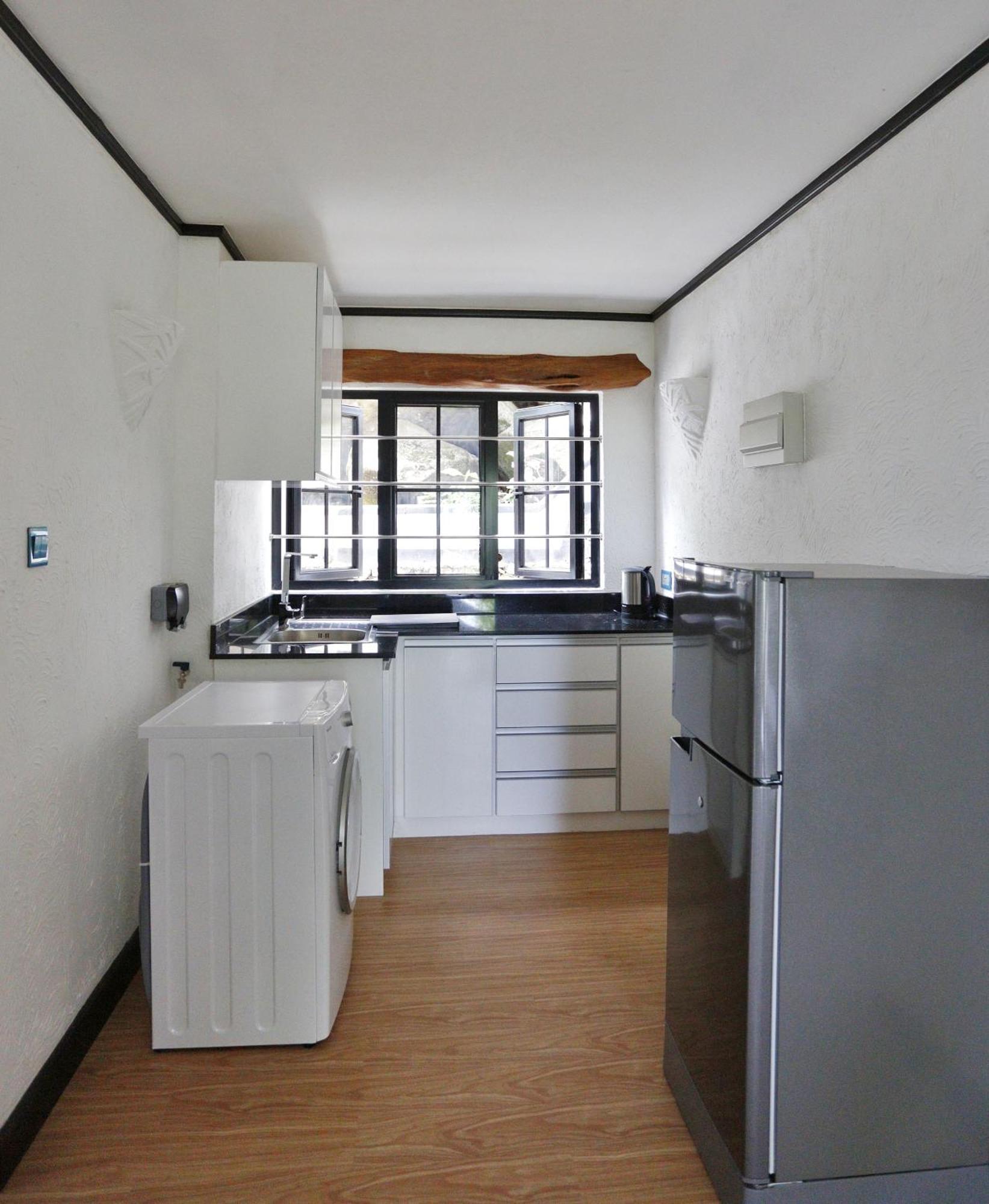 The Salty Palms Apartman *